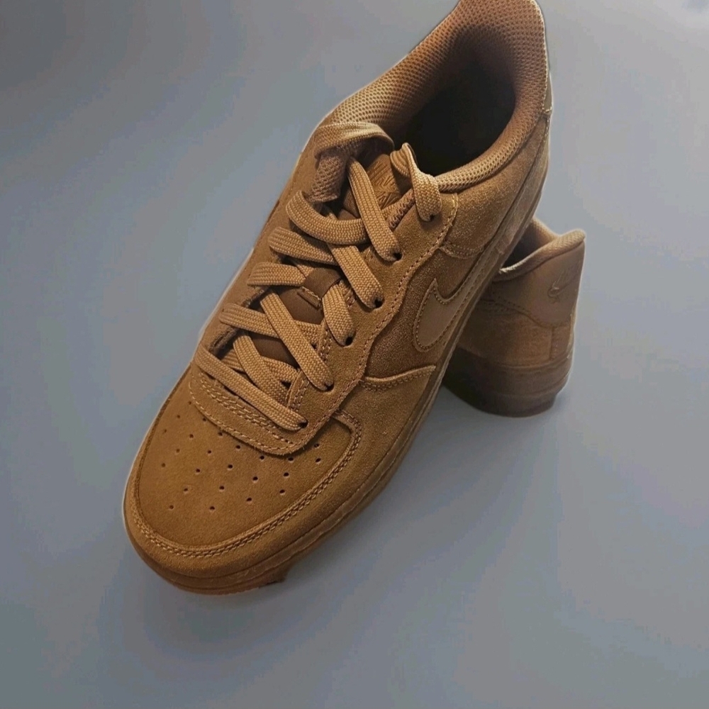 Nike Air Force 1 LV8 3 (GS) Wheat/Gum Light Brown Big Kids SIZE 5 NEW - Picture 4 of 9
